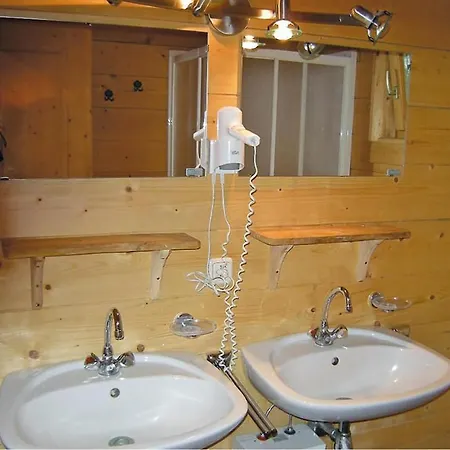 Three-bedroom Holiday In